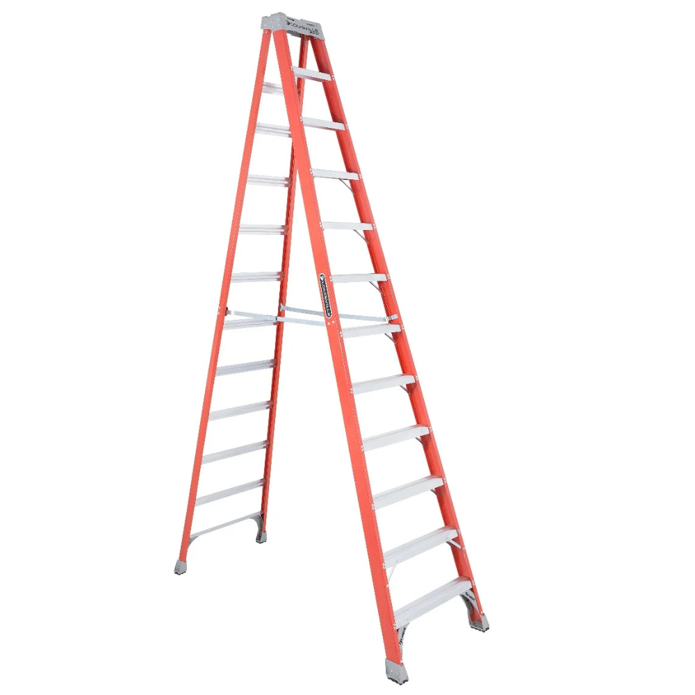 Louisville FS1500 Series Fiberglass Stepladder 300lbs. Made in Mexico